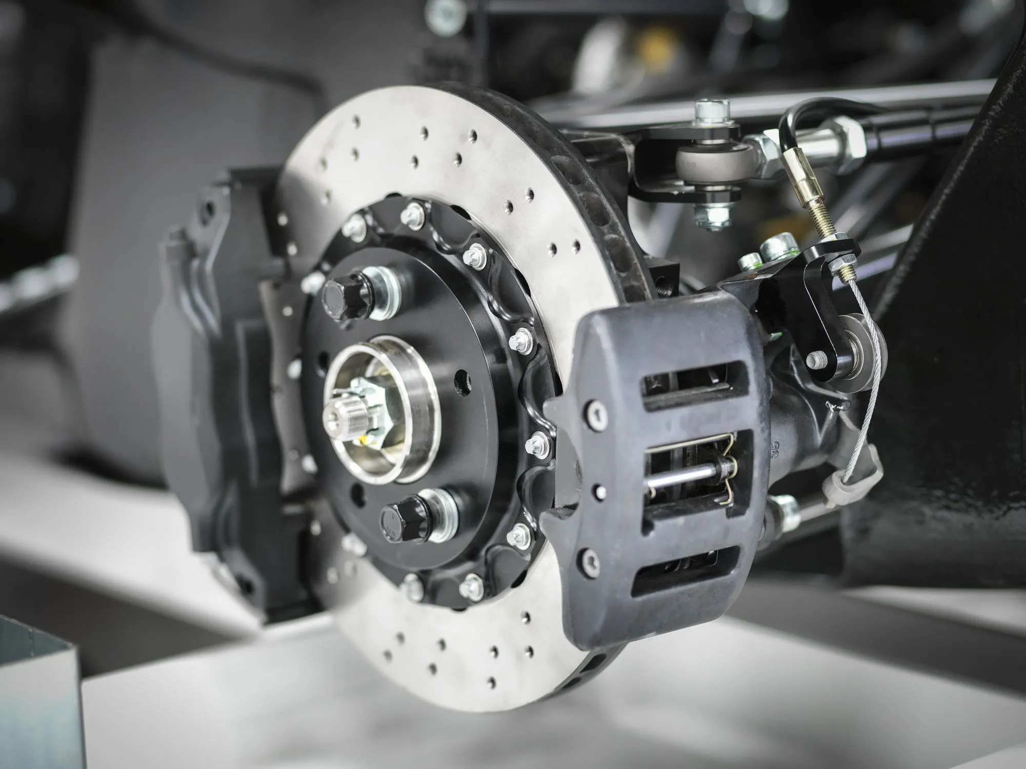 OE-Quality Suspension for Japanese Cars | LUNACO JAPAN